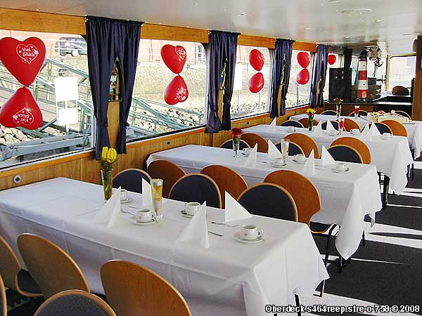 Schiffscharter Deutsch-niederl�ndische Grenze Lobith Niederlande Charter-Schiff Freie-Trauung 